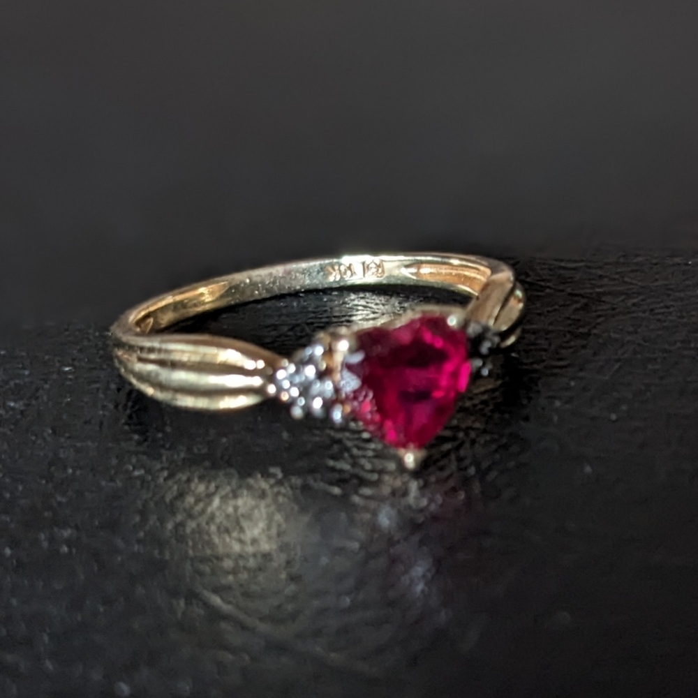 SALE! 10K Ruby Diamond Solid Gold Ring